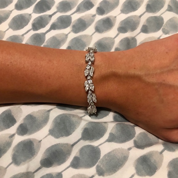 Beautiful Bridal Bracelet - Picture 2 of 3